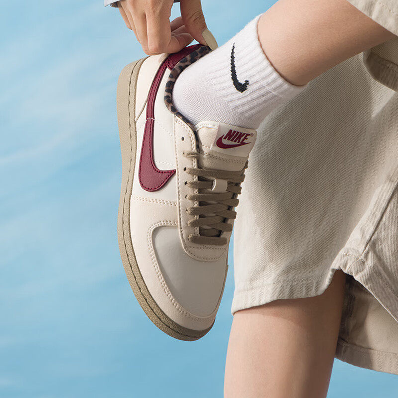 Nike Womens Sport Tennis Shoes - Outdoor Lighting Hong Kong avaliação e preço